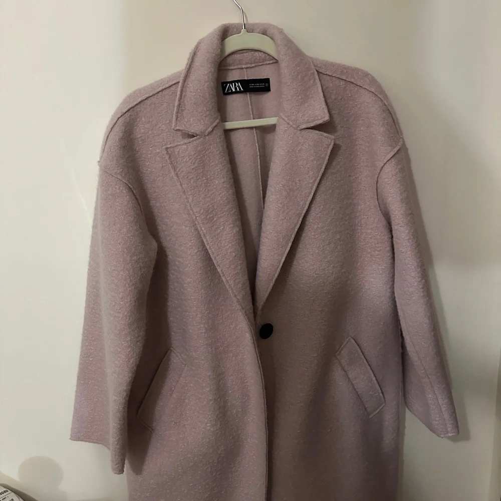 Zara Women's Pink Coat - Picture 1 of 2